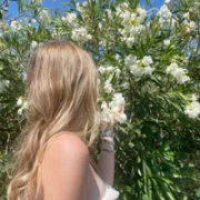 bella_sky11