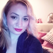 Reynna_Divinne