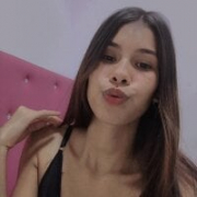 mia_velvet_