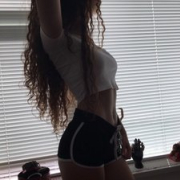 AnnieLovee1