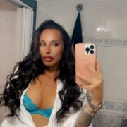 Rosieredxox