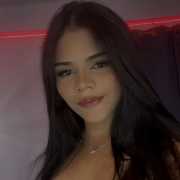 violeta_harper1