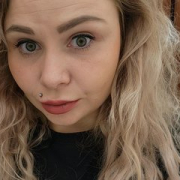 YourFunnyBlondiee