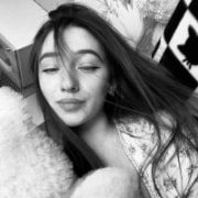 Chloe_strip