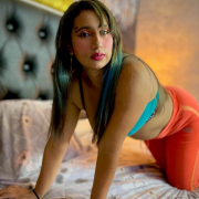 camilla_flores