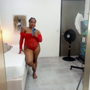 kelly_sexyboobs94