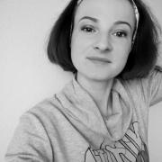 Jennifer_Stoon