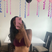 violett_lara
