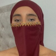 Azra_Husayni