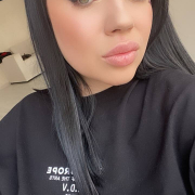 VikkiLustfull