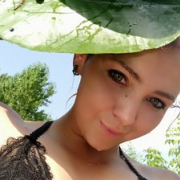 CryptoQUEEN