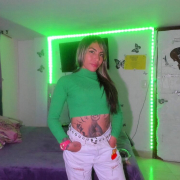 Daphne1012