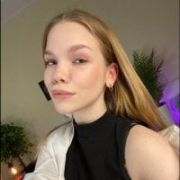 Arina_Foxx