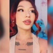 Sofia_thomson_2t