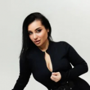 AdrianaToress