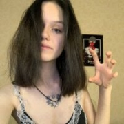 Roxy_Born