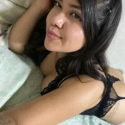 lola_hot23
