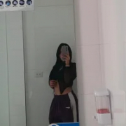Aria_Valmont