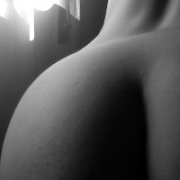 maisie_grey