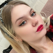 KiskaChloe