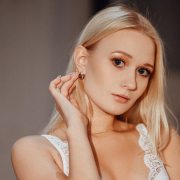 LeonaSmol