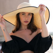 AlinaErato