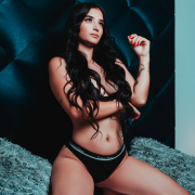 ArianniSkylar