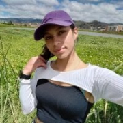 Velvet_Amara