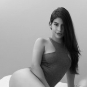 mia_ferrer