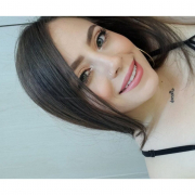 Mia_Whithe