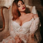 DaisyHott