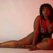 GoldenPussyXOXO