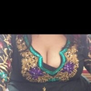 Hot_Lovely99