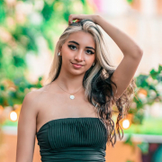 BellaWarson