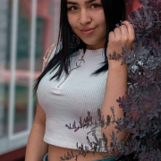 chloe_81