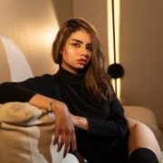 Emma_bloom__