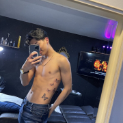 tay_ler2