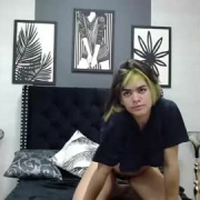 isis_violette