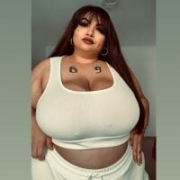 Bigassbiggertitss