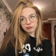 Evi_Casey