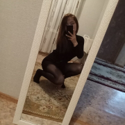 Karina_Thelma