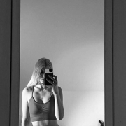 Anne_Wells