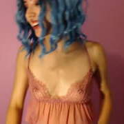 pinknbluebabe
