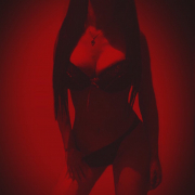 mila_von_tease