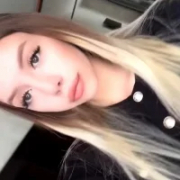 MollyShinee
