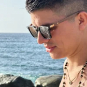 elvis_luciano