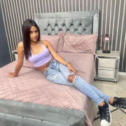 emmy_slim