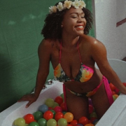 karolinesexy94