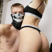 Max_Vanessa