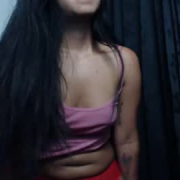 nia_adams
